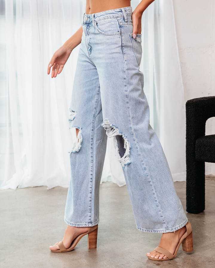 Tall Women’s Ripped Slimming Jeans – Long Inseam (34"-36")
High-Waisted Ripped Slimming Jeans for Tall Women